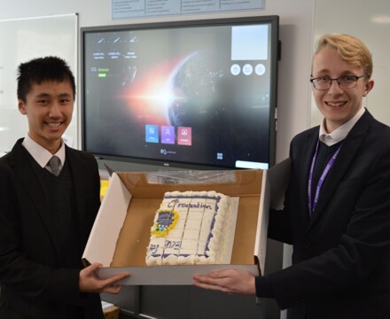 2023 05 Coronation Cake 8